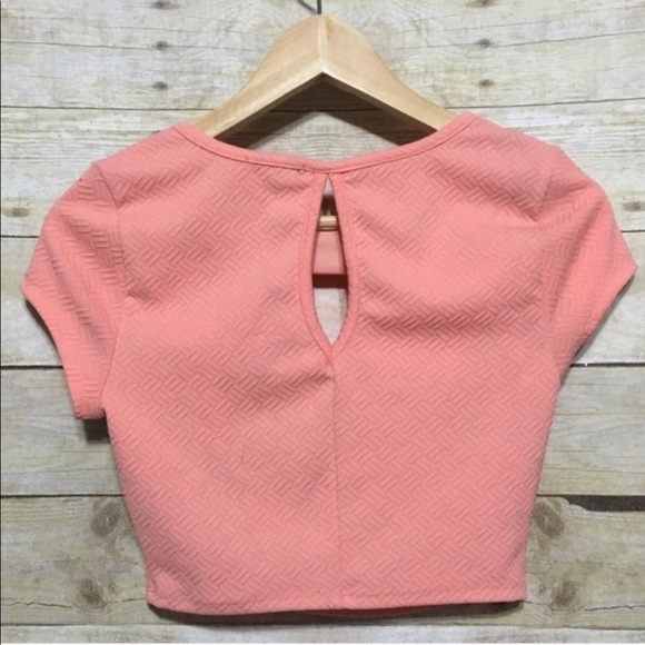 Charlotte Russe Textured Cut Out Crop Top Jr Size medium - Picture 4 of 5